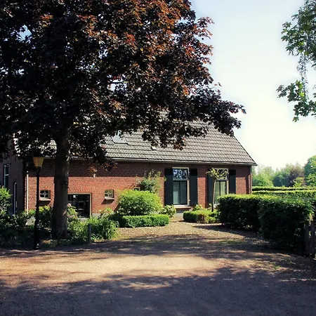Bed & Breakfast Bed En Bad Heerlijk Kotten