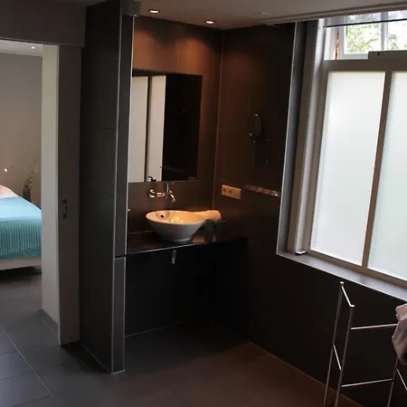 Bed En Bad Heerlijk Отель типа 